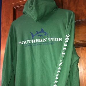 Small Southern Tide Long Sleeve Hooded T-shirt